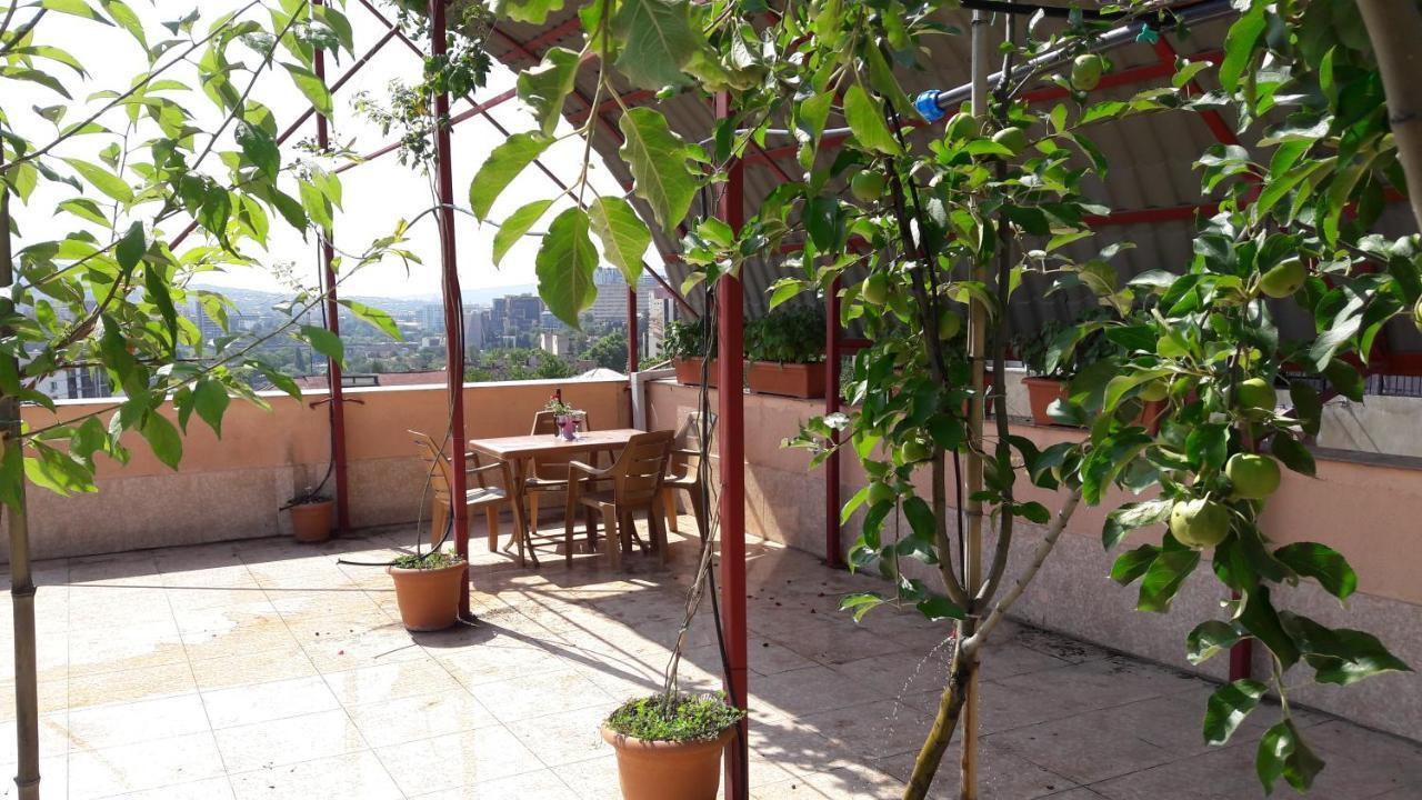 Aparthotel Otin Tbilisi Exteriör bild