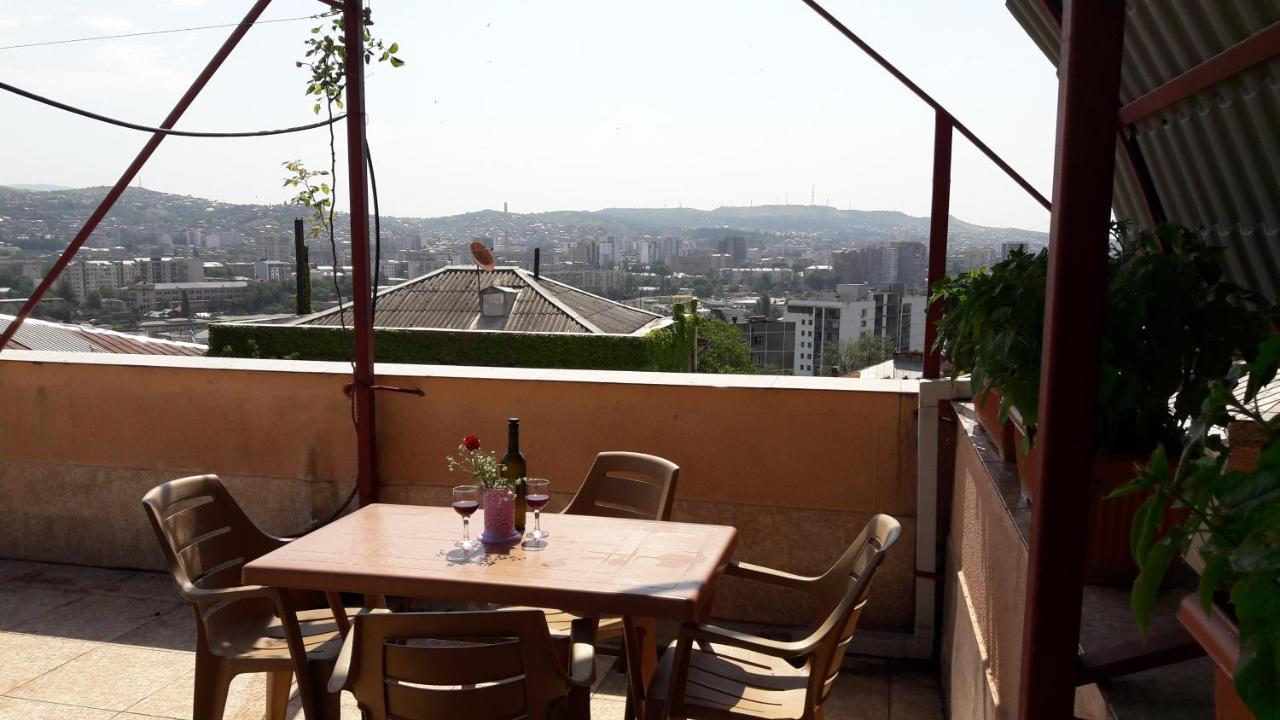 Aparthotel Otin Tbilisi Exteriör bild
