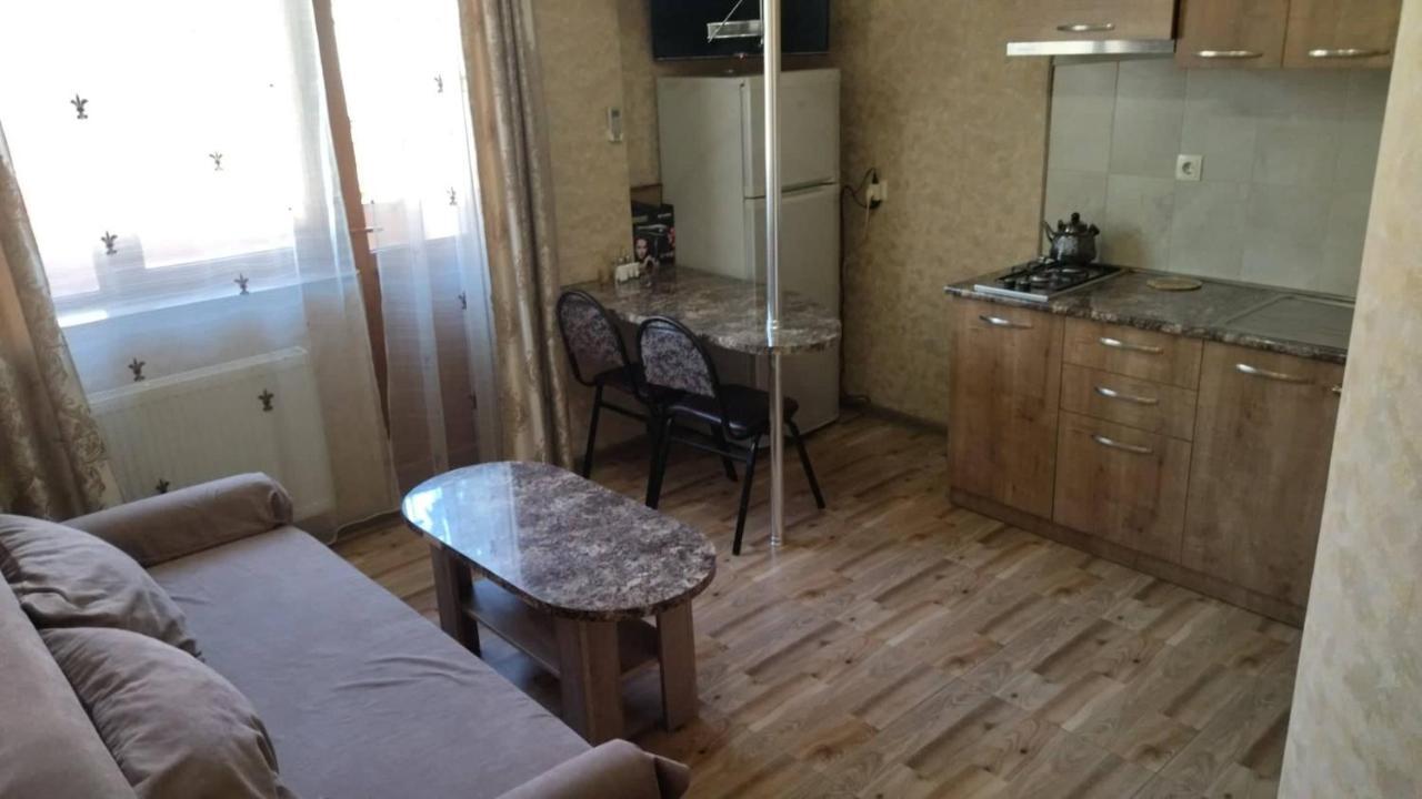 Aparthotel Otin Tbilisi Exteriör bild
